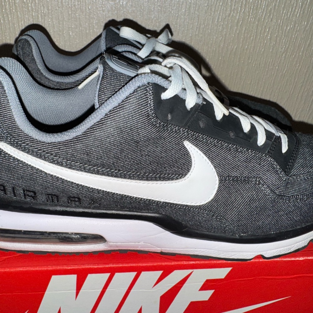 Nike Charcoal and White Denim Athletic Shoes - Picture 2 of 10